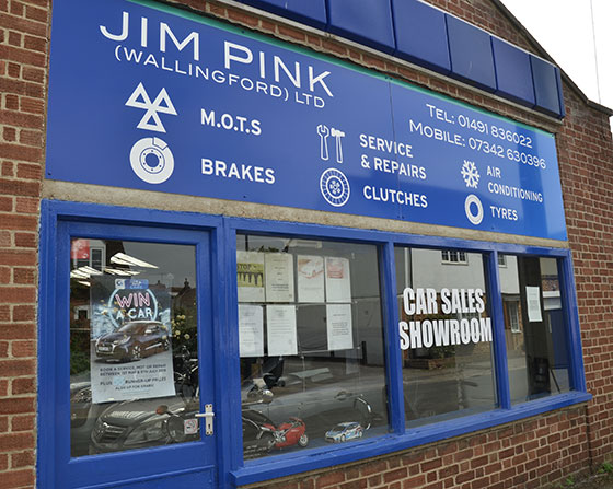 Front Of Garage of  Jim Pink Wallingford